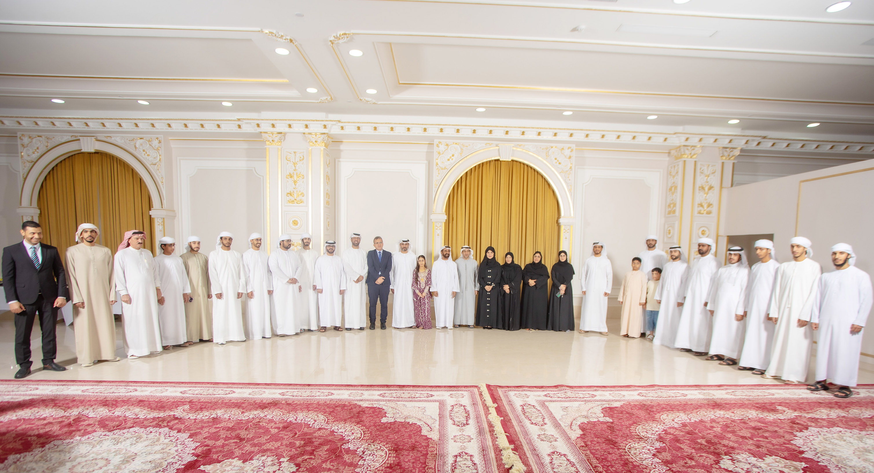 المعرض