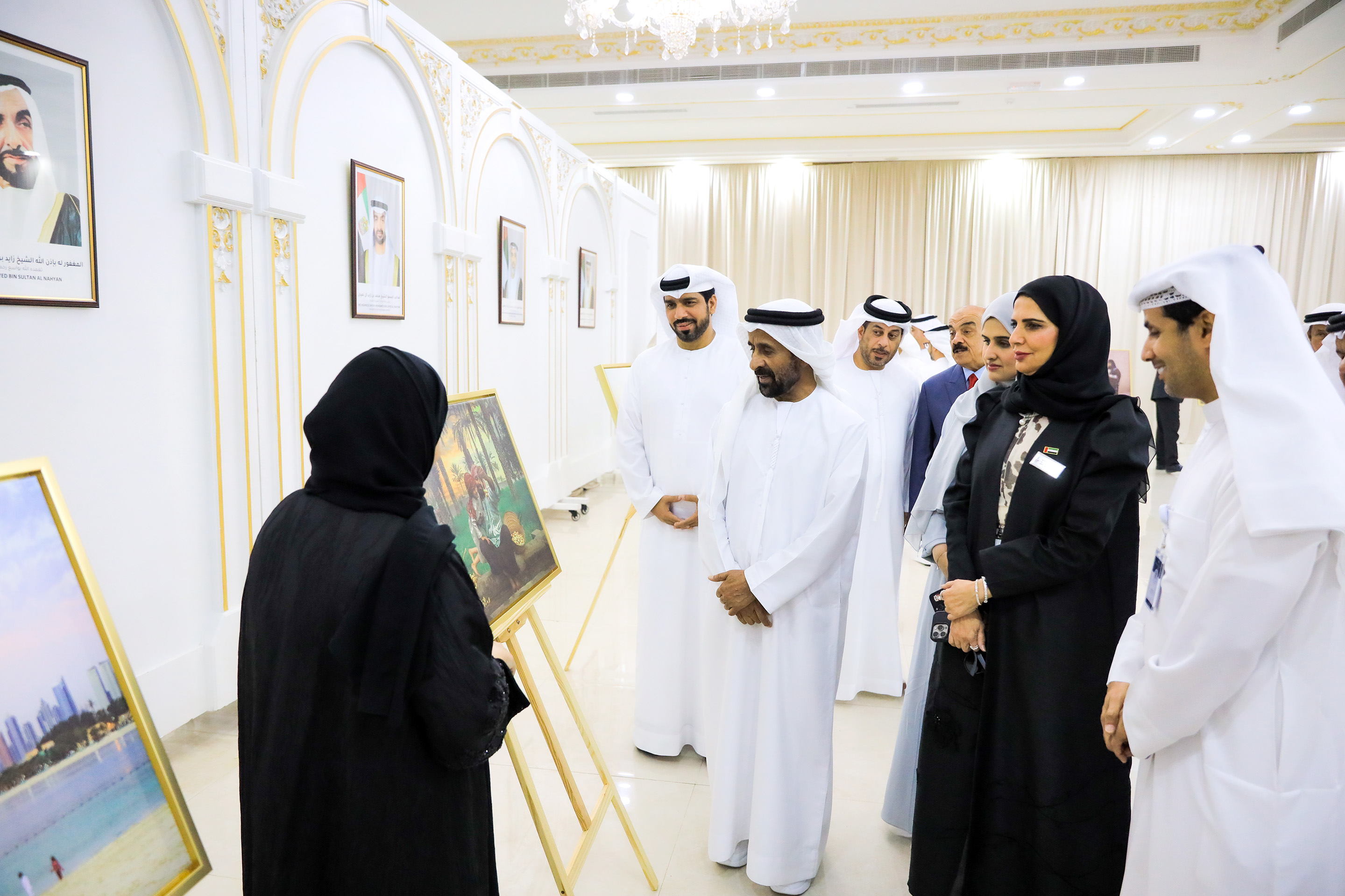 المعرض